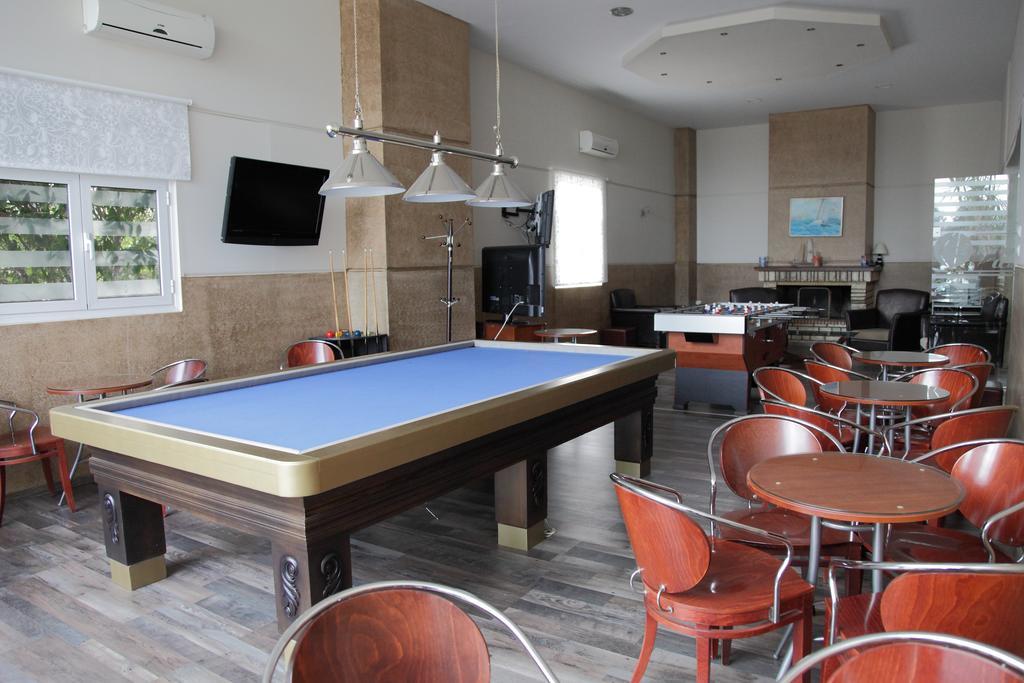 Evvoiki Akti Hotel Politika Bagian luar foto